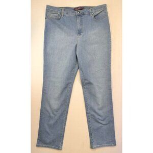 Gloria Vanderbilt Women's Amanda Jeans Size 14 Light Wash Denim Straight Leg